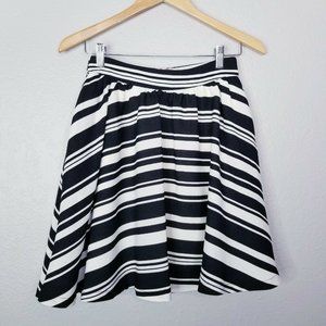 Francesca's ANNABELLA Skirt Size Small black & White Stripes Mini circle skirt